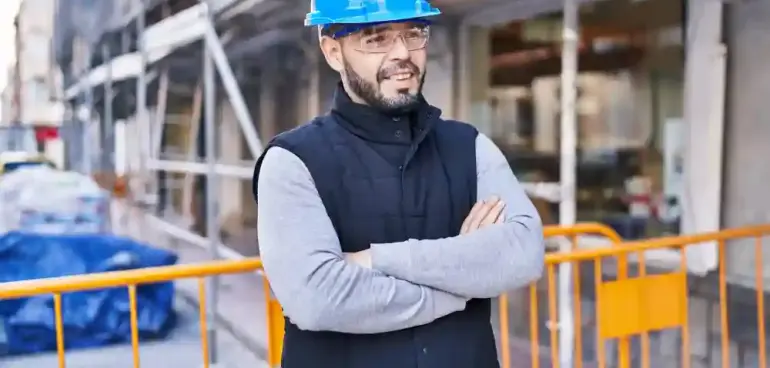 Kış Aylarında Çalışan Konforu: Polar ve Softshell Montlarda Dikkat Edilmesi Gerekenler