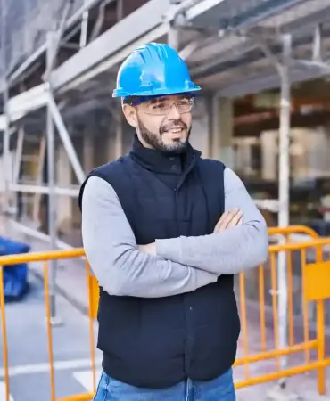 Kış Aylarında Çalışan Konforu: Polar ve Softshell Montlarda Dikkat Edilmesi Gerekenler
